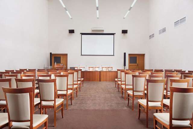 Отель Hotel Monastyrski Minsk City Centre Минск-39